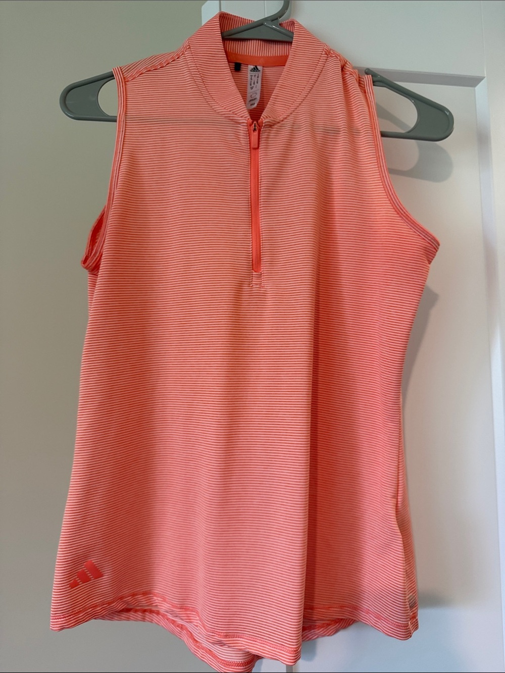 Women’s Adidas Orange Stripe Sleeveless Zip Mock Golf Top Size Small